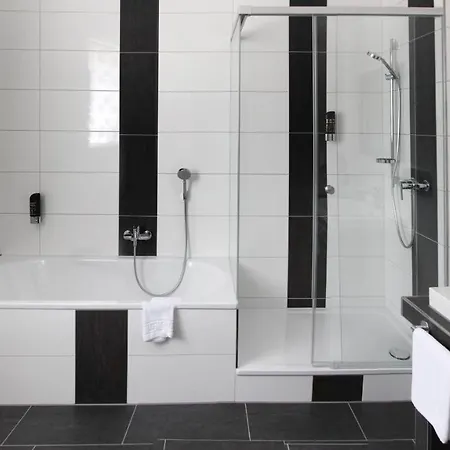 Zur Post Hotel 3*