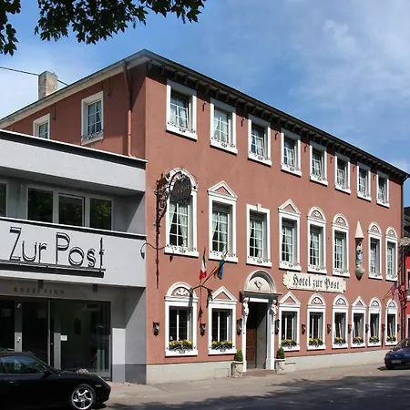Zur Post Hotel 3*